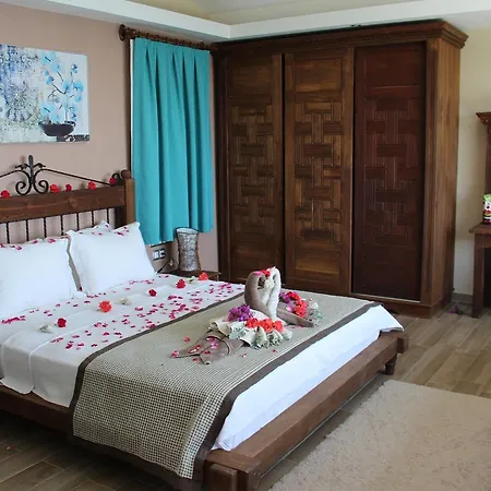 Lissiya Hotel 4*