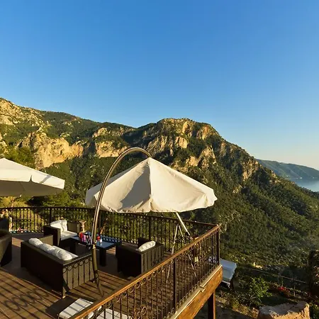 Otel Lissiya Faralya